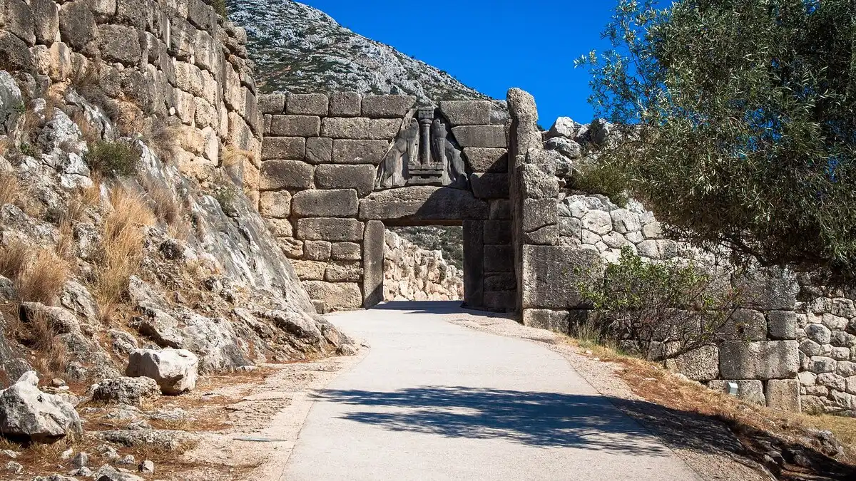 Πύλη των Λεόντων στις Μυκήνες, μυκηναϊκή ακρόπολη της Αργολίδας